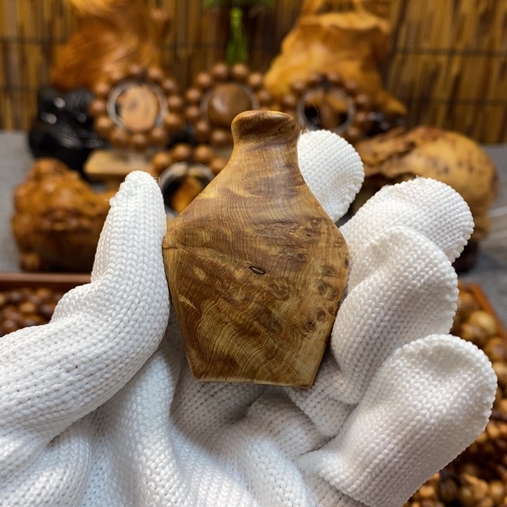 柏木仙*坊太行崖柏手把件火焰纹瘤疤瓶子