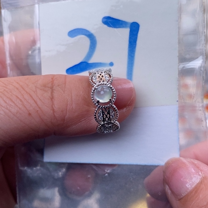 未镶嵌戒指翡翠缅甸