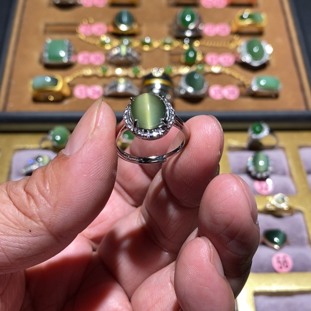 和田玉（碧玉）戒指未镶嵌