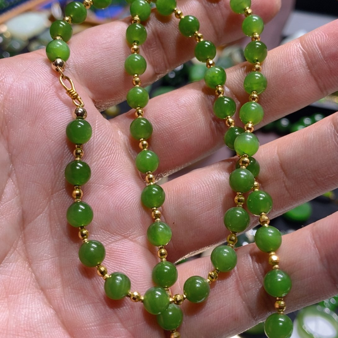 和田玉（碧玉）颈饰18K金镶嵌~**～