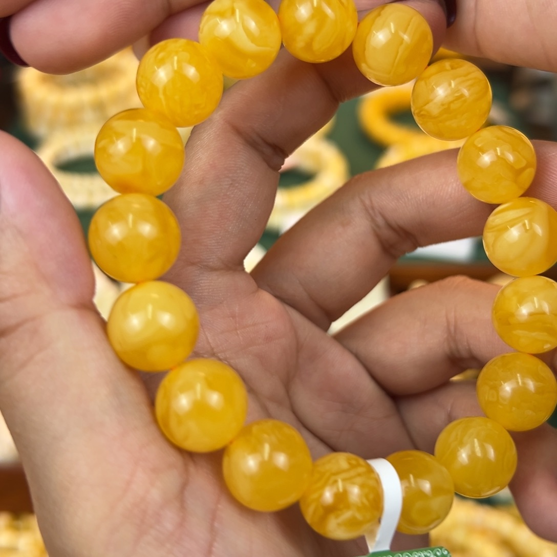 琥珀裸石未镶嵌kkjjnnnnnnjjnmm