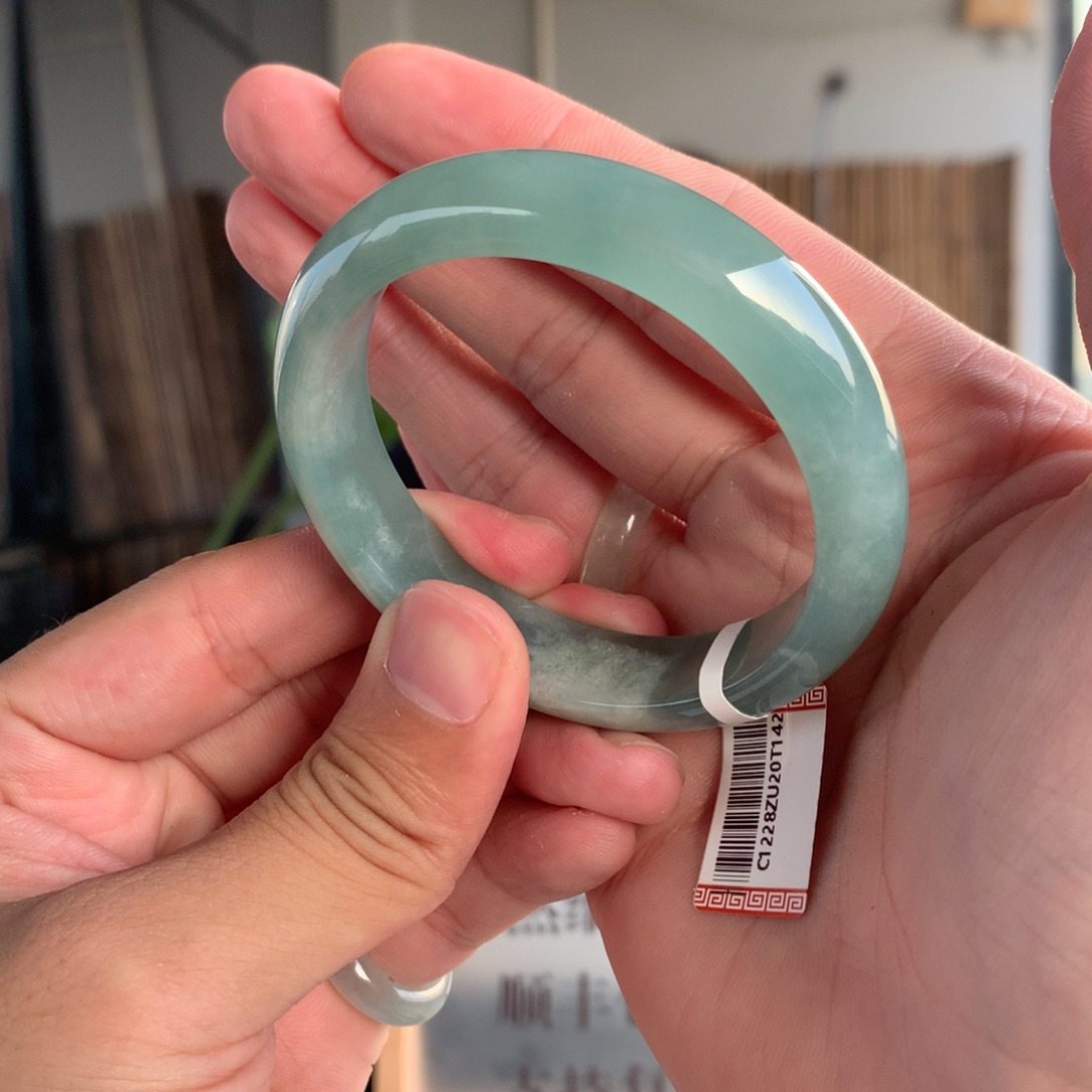 翡翠未镶嵌手镯14号54