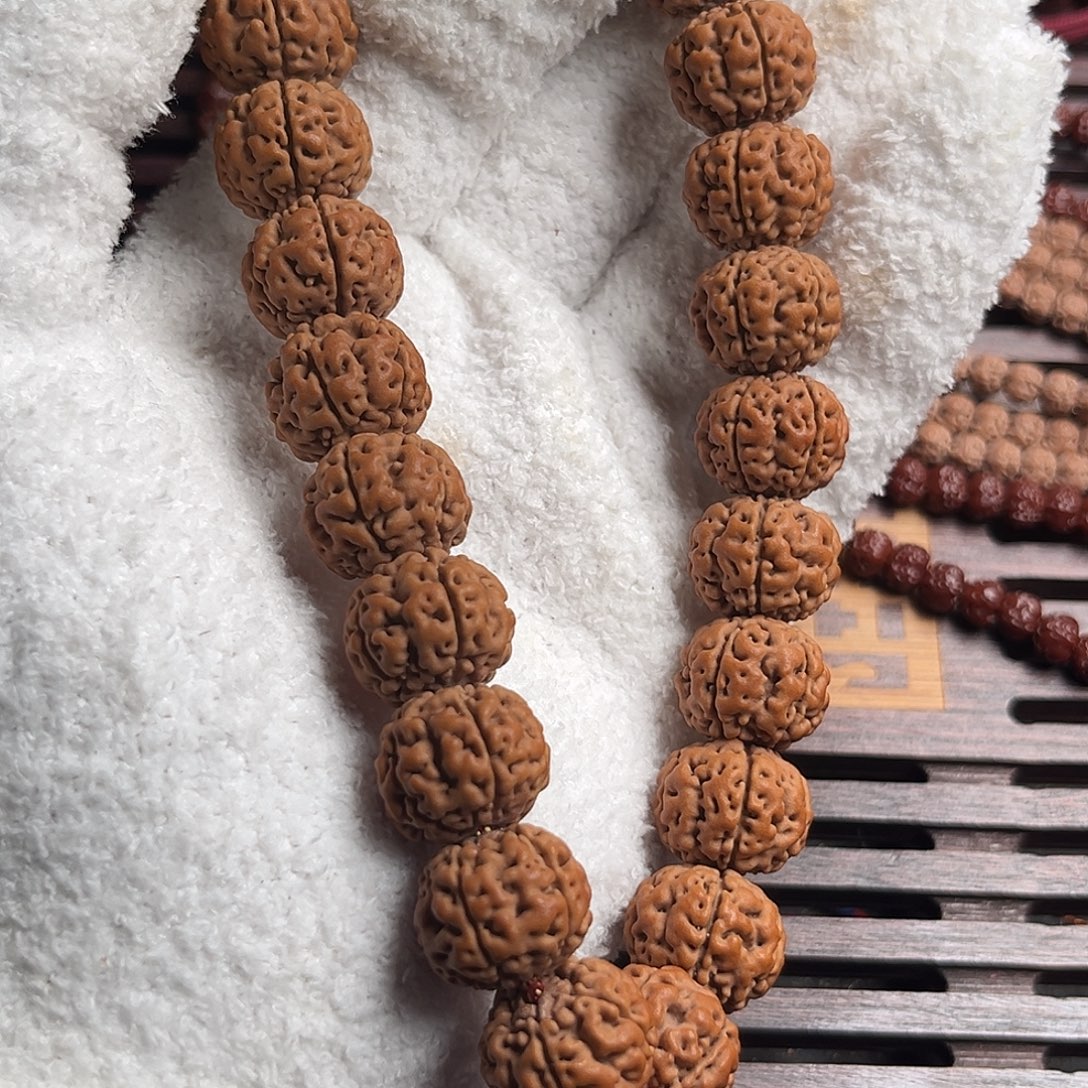 金刚菩提吊坠皮皮虾