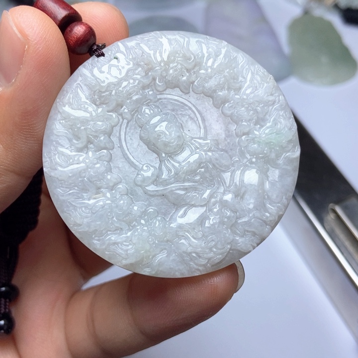 翡翠未镶嵌颈饰翡翠