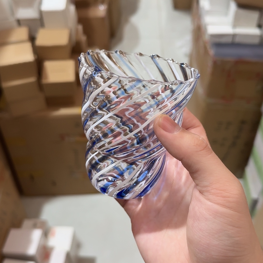 蓝条纹杯  不带把手（每只都不同）