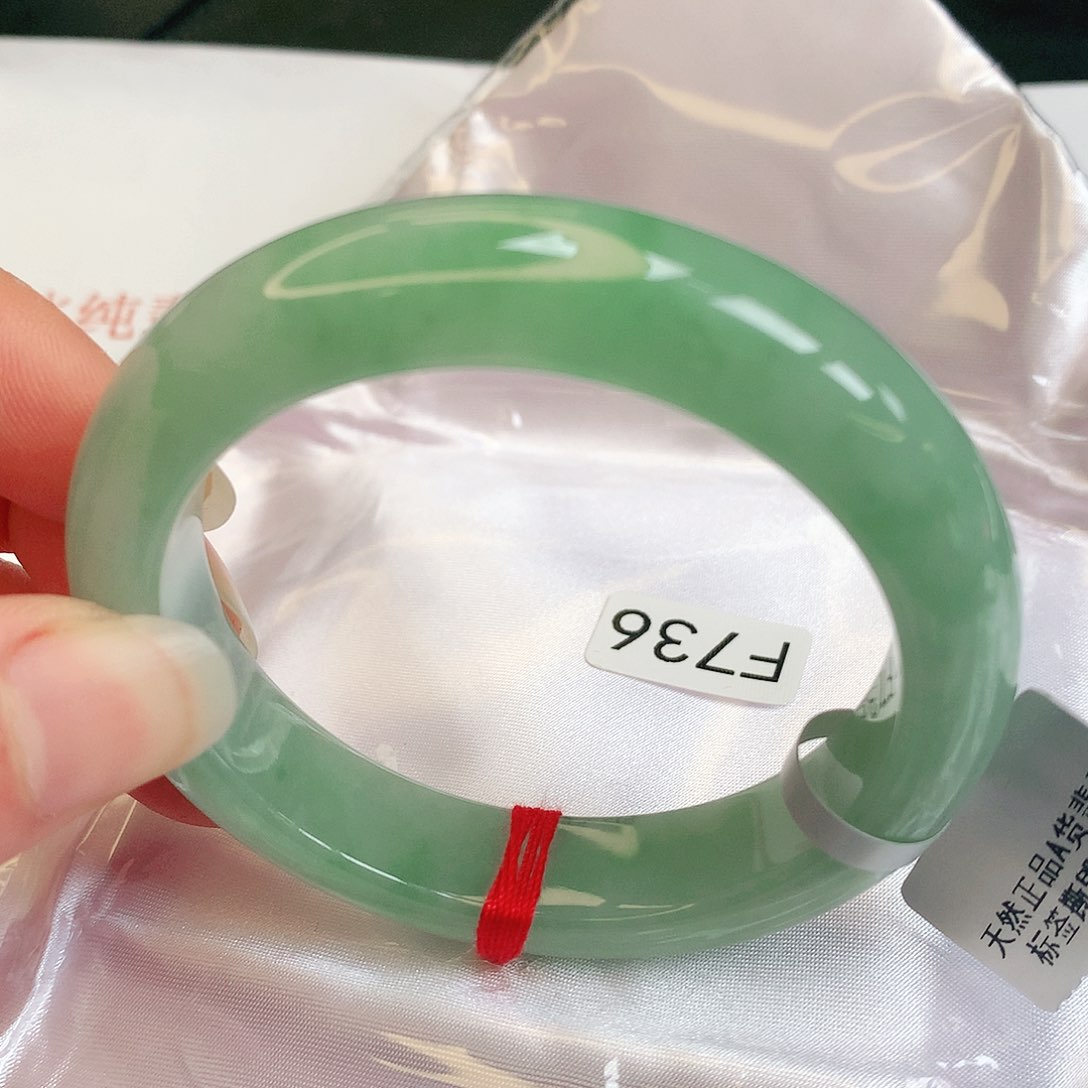 【闪购商品】翡翠手镯未镶嵌缅甸天然a货翡翠