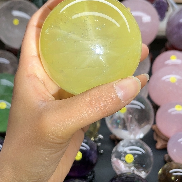 水晶天然水晶黄卡7.36。未镶嵌