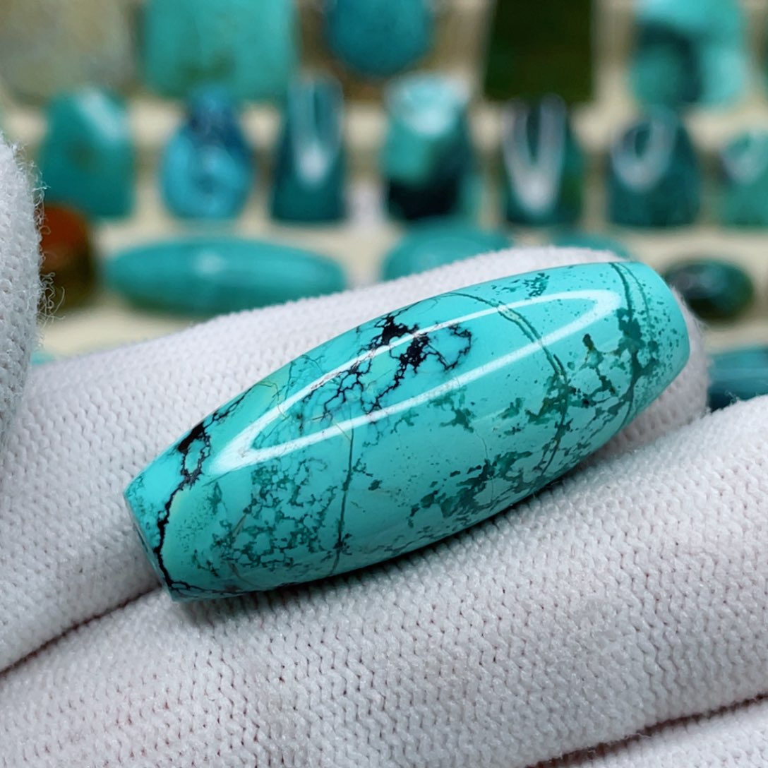 绿松石珠宝奇石未镶嵌