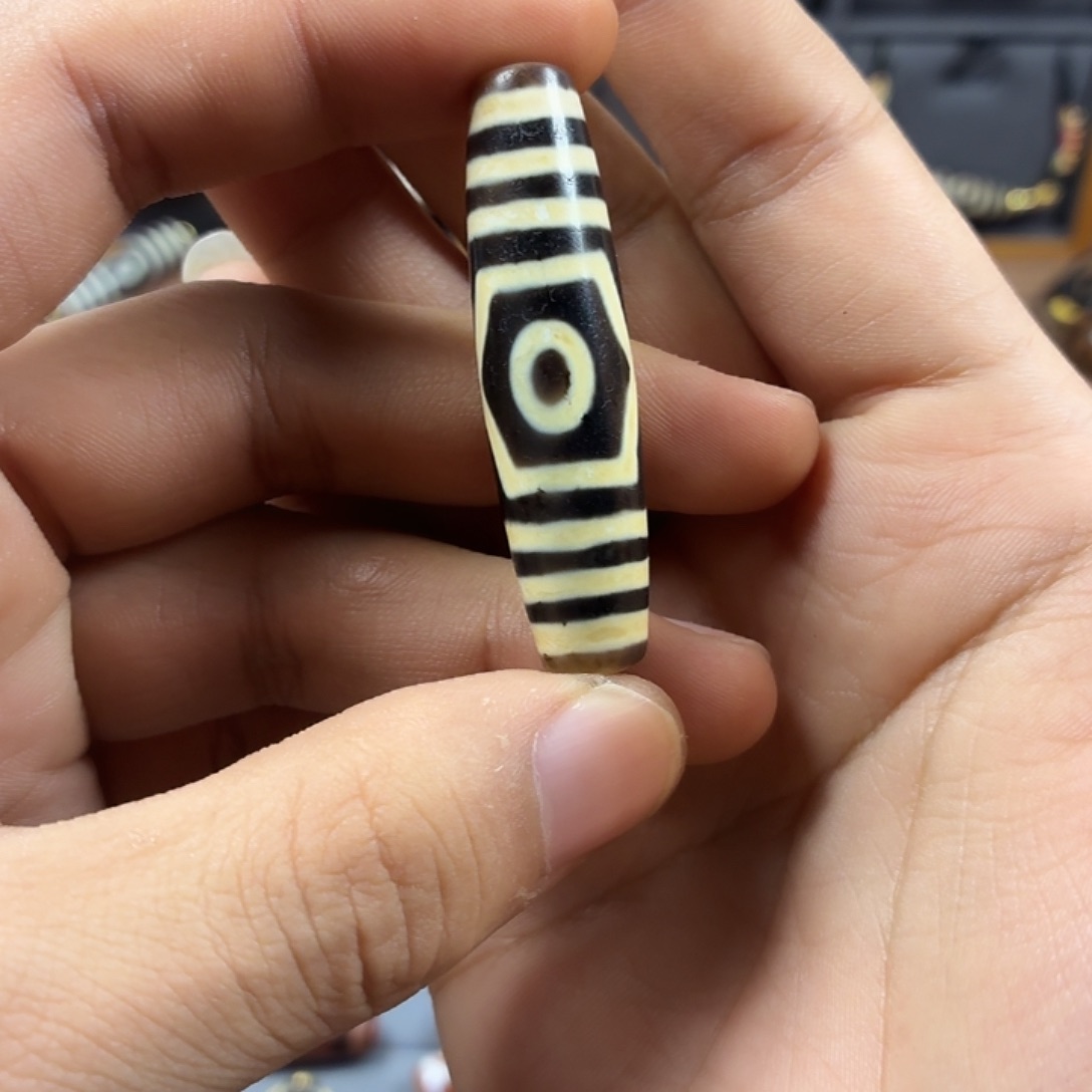 清***酒玛瑙/玉髓未镶嵌颈饰