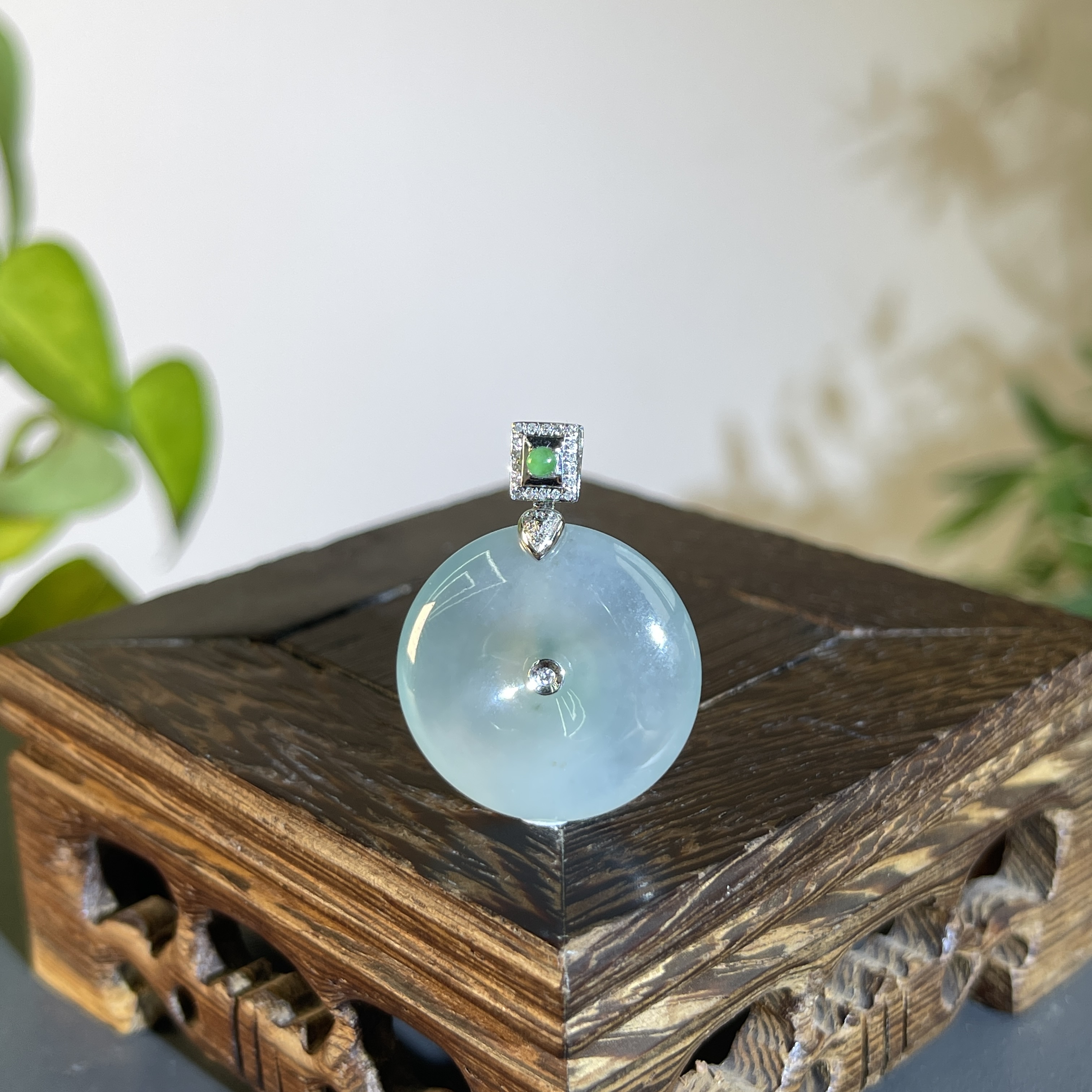 JTB10-178 天然缅甸翡翠A货 18K含钻镶嵌平安扣