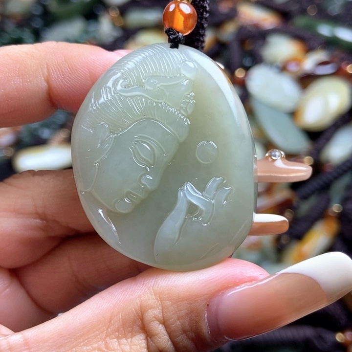 和田玉颈饰未镶嵌