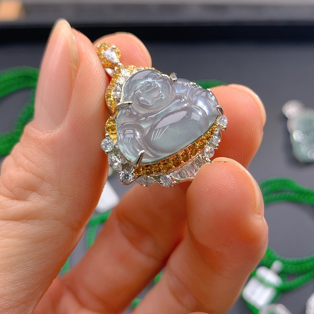 翡翠手链未镶嵌翡翠