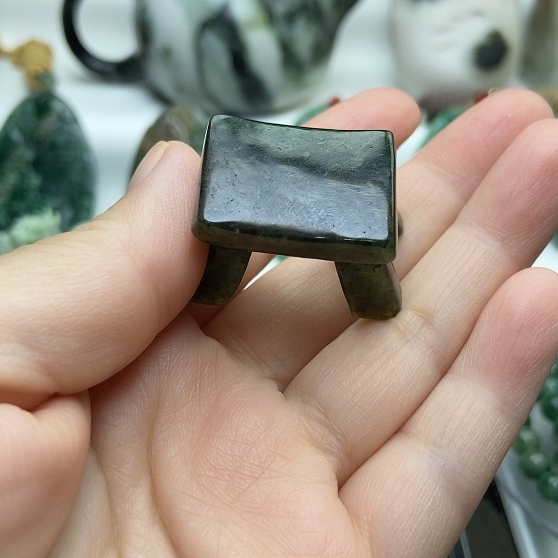 未镶嵌独山玉独山玉