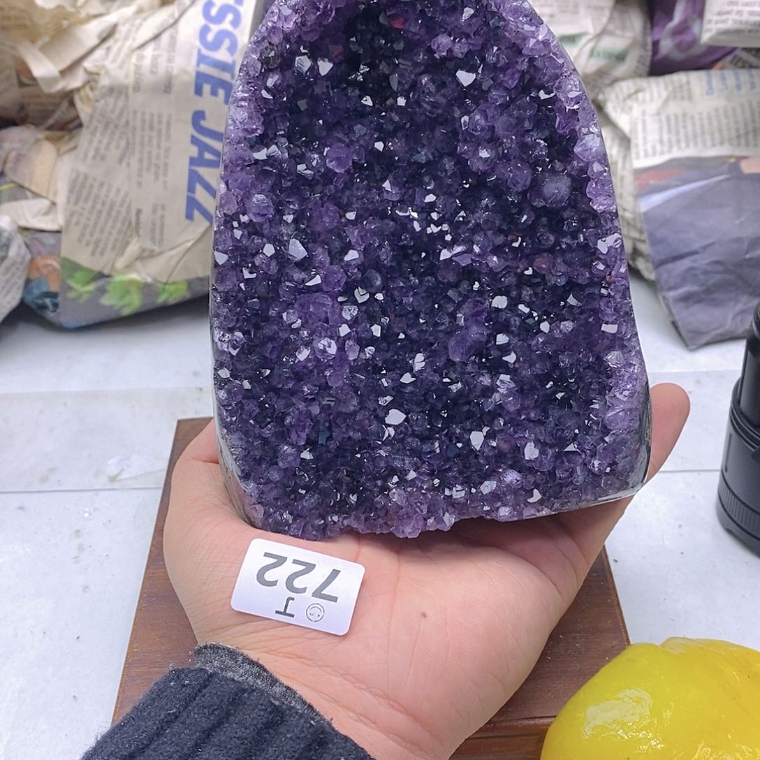紫晶大型摆件（非配饰）未镶嵌