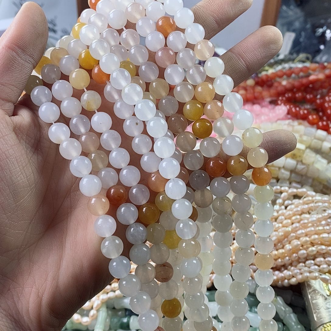 玛瑙/玉髓珠宝半成品未镶嵌一条天然8mm白体金丝玉圆珠