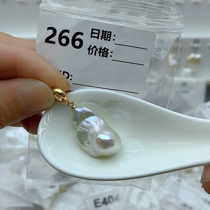 淡水珍珠颈饰未镶嵌