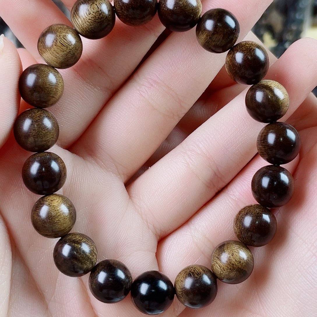 沉香手串@*艳越南芽庄老白棋玉化老料满瘤疤虎斑纹1.0