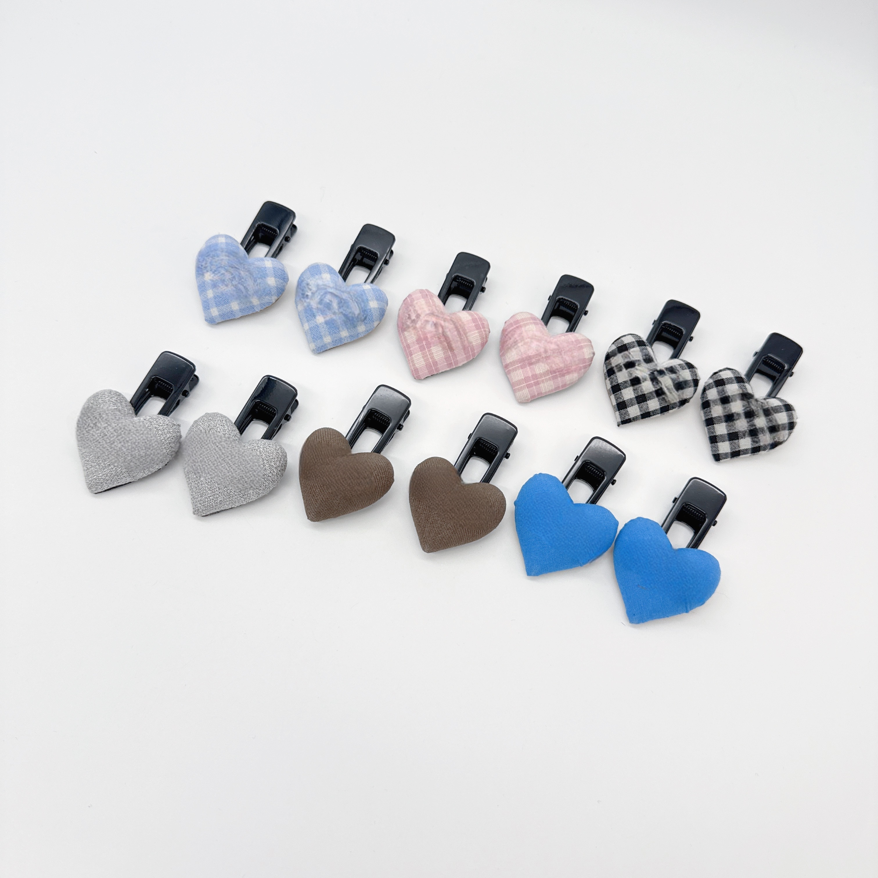 Mi33  布艺爱心字母鸭嘴夹 Y09063D4-2