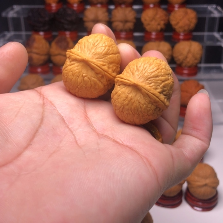 文玩核桃吊坠10野生铁核桃