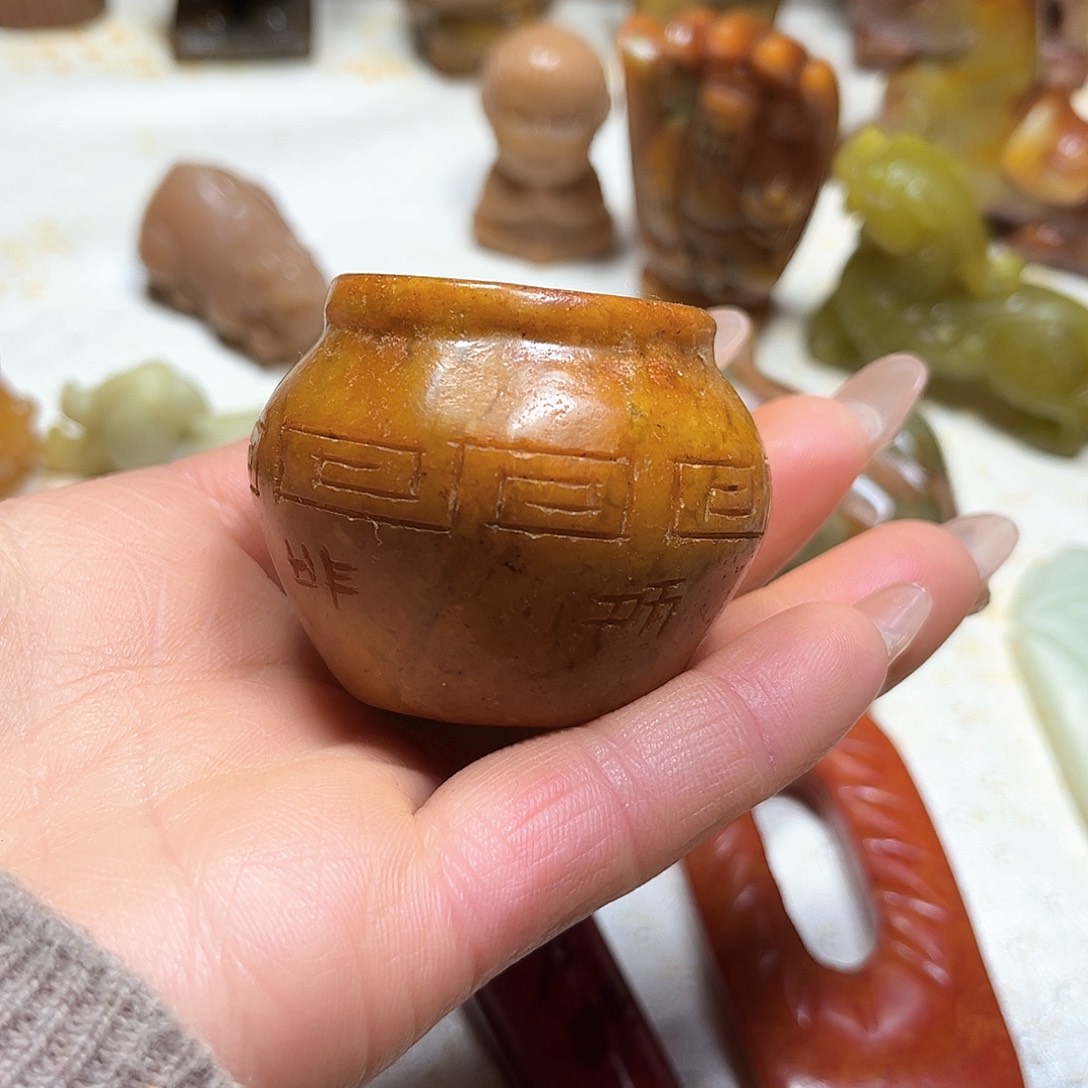 白玉菩提吊坠白玉菩提吊坠