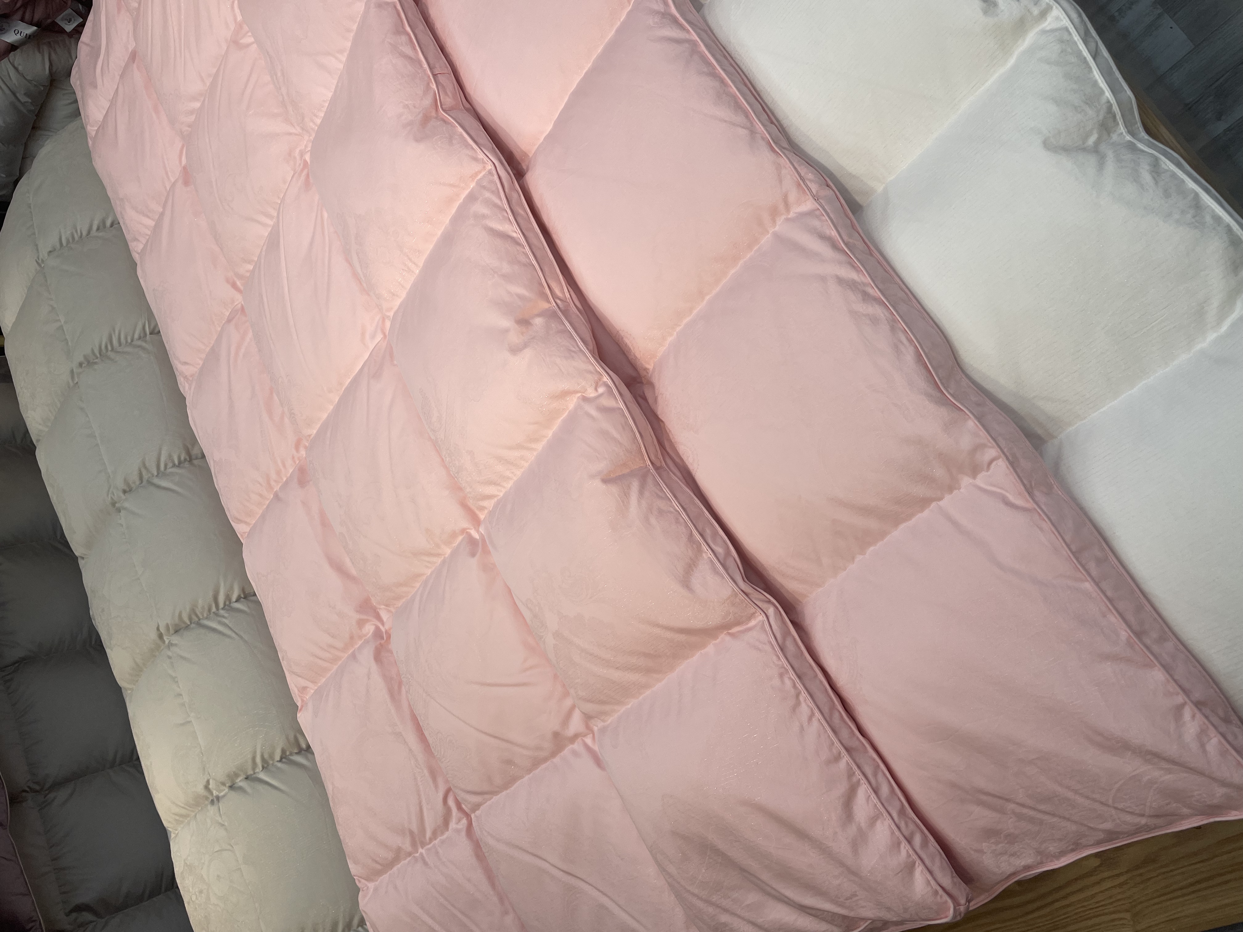 《180支金银丝双层提花》羽绒被  双层加厚 立体 充绒 冬被 超柔