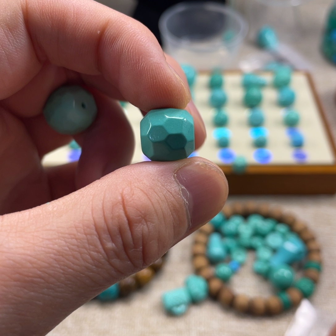 原生态湖北矿小配饰，直径12.4