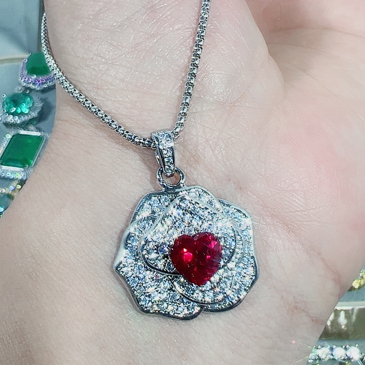 非金属红色蓝色满镶嵌