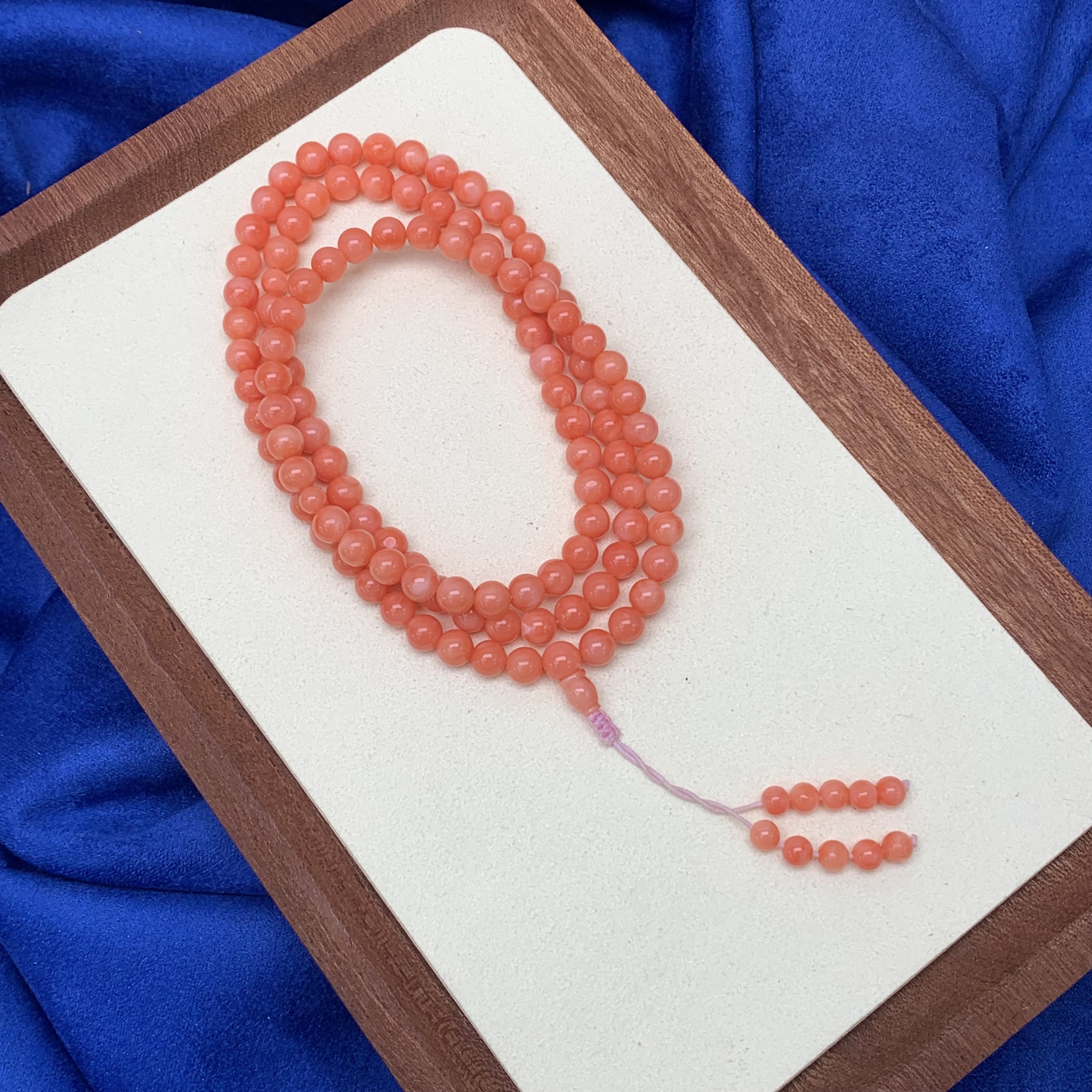 台湾momo粉珊瑚浓粉玉化料108颗圆珠多圈手串FJXHL1209-2