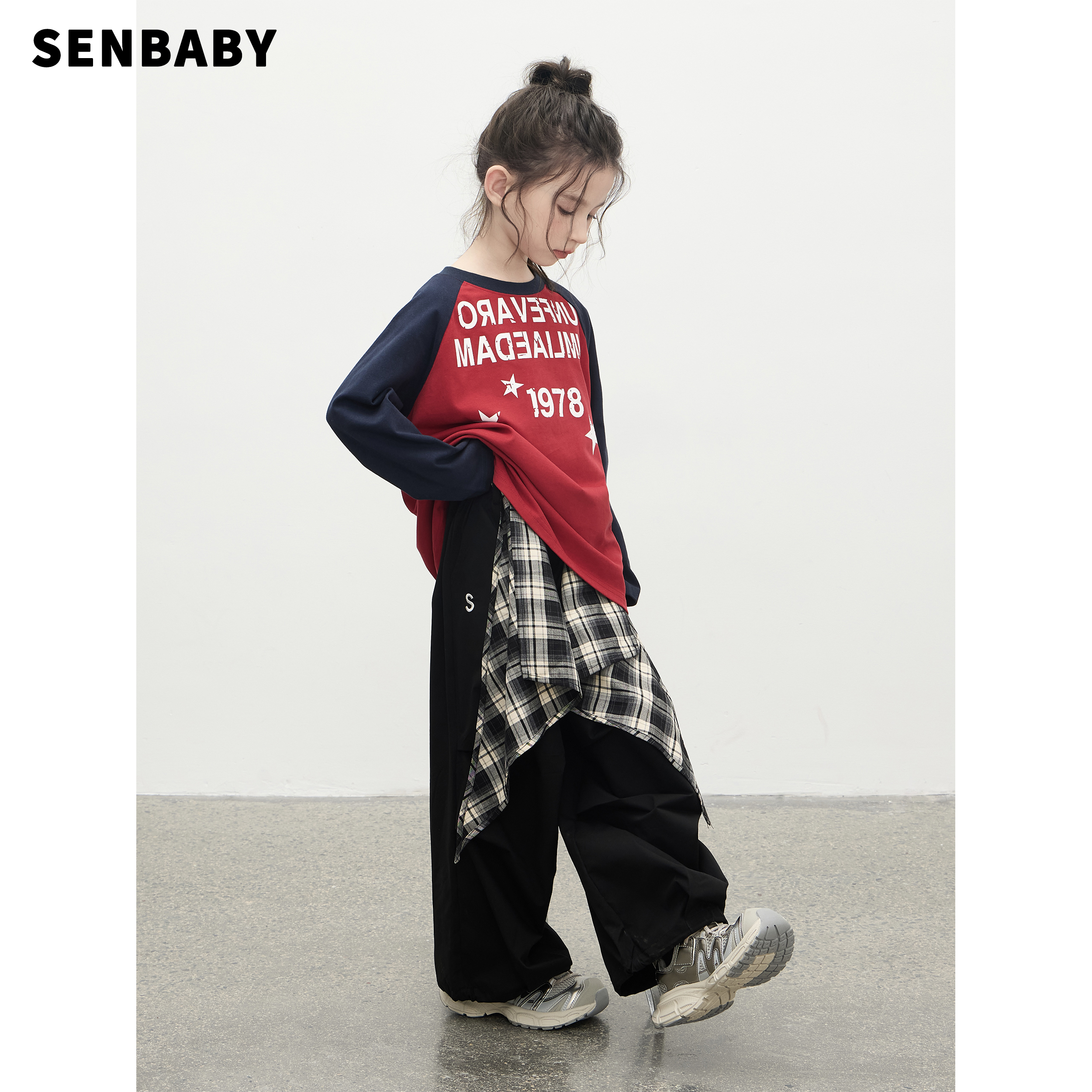 【现货】senbaby童装女童长袖T恤秋季百搭潮美式复古插肩袖印花上衣