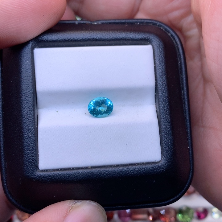 【闪购商品】磷灰石无未镶嵌精品磷灰石1.26c t