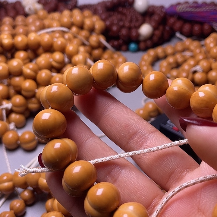 @****手串猴头核桃15尺寸镜面柯基屁桃手持全品无暇