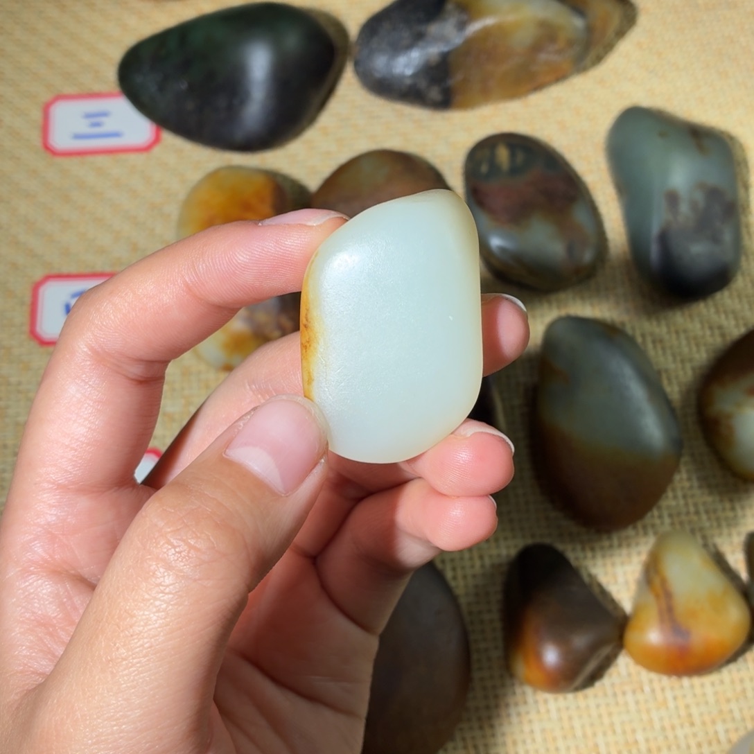 和田玉未镶嵌挂件29.6