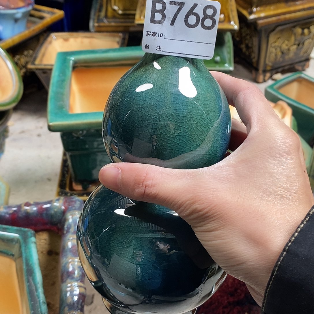 羊***洒彩名窑龙窑柴烧盆紫砂768。    