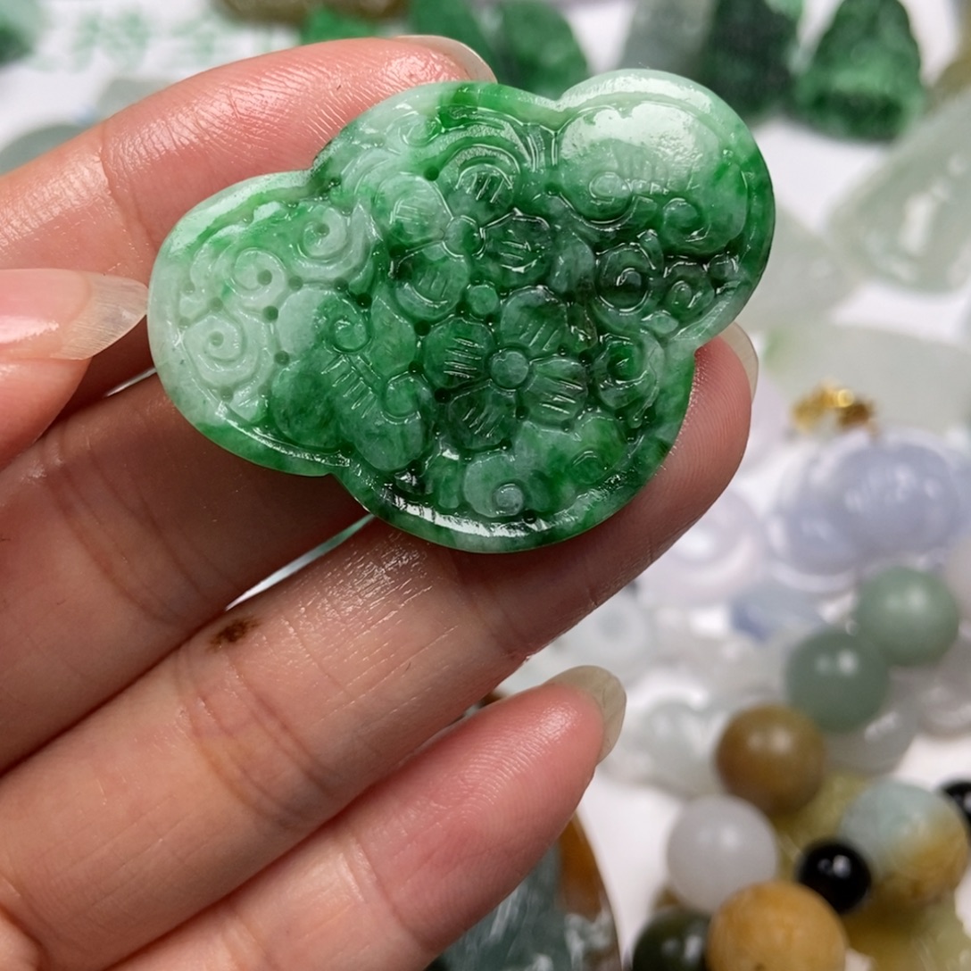 定制翡翠未镶嵌翡翠