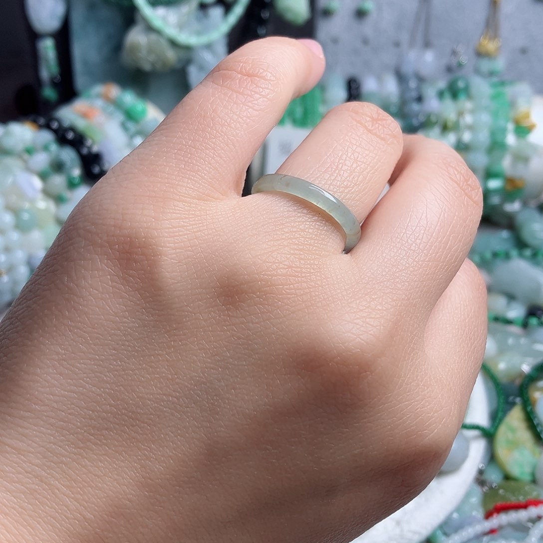 翡翠颈饰未镶嵌卡17.1