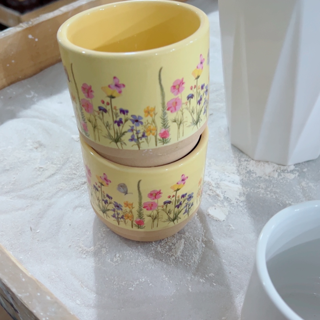 用***2有孔，陶瓷花盆满10米包邮发货