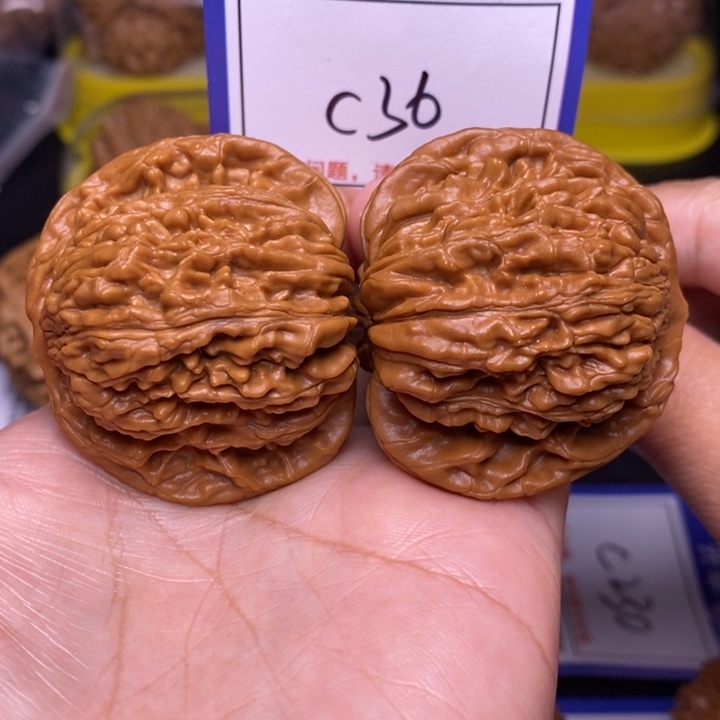 拾***。文玩核桃把件45全品四座楼c36