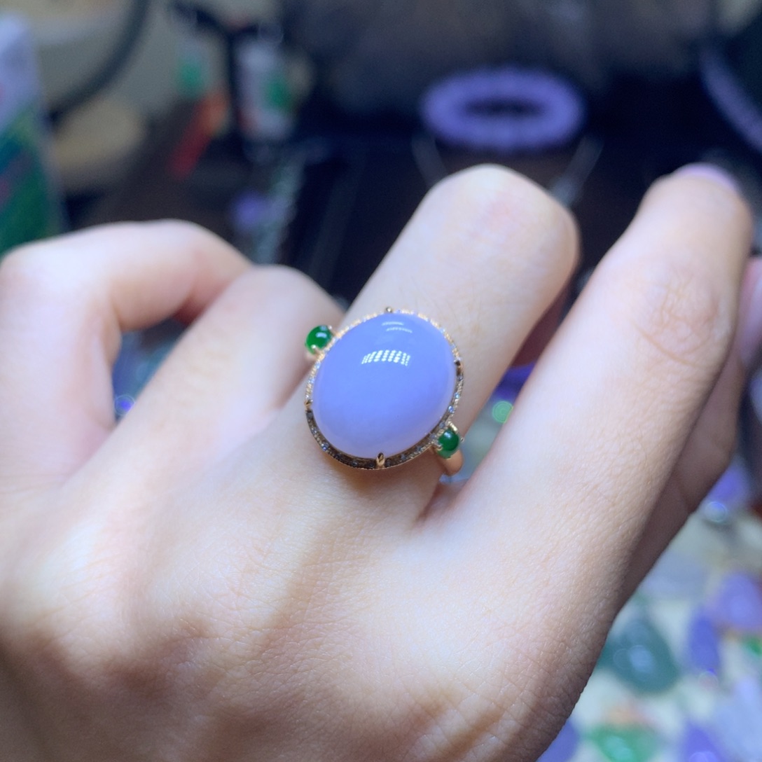 翡翠颈饰18K金镶嵌翡翠