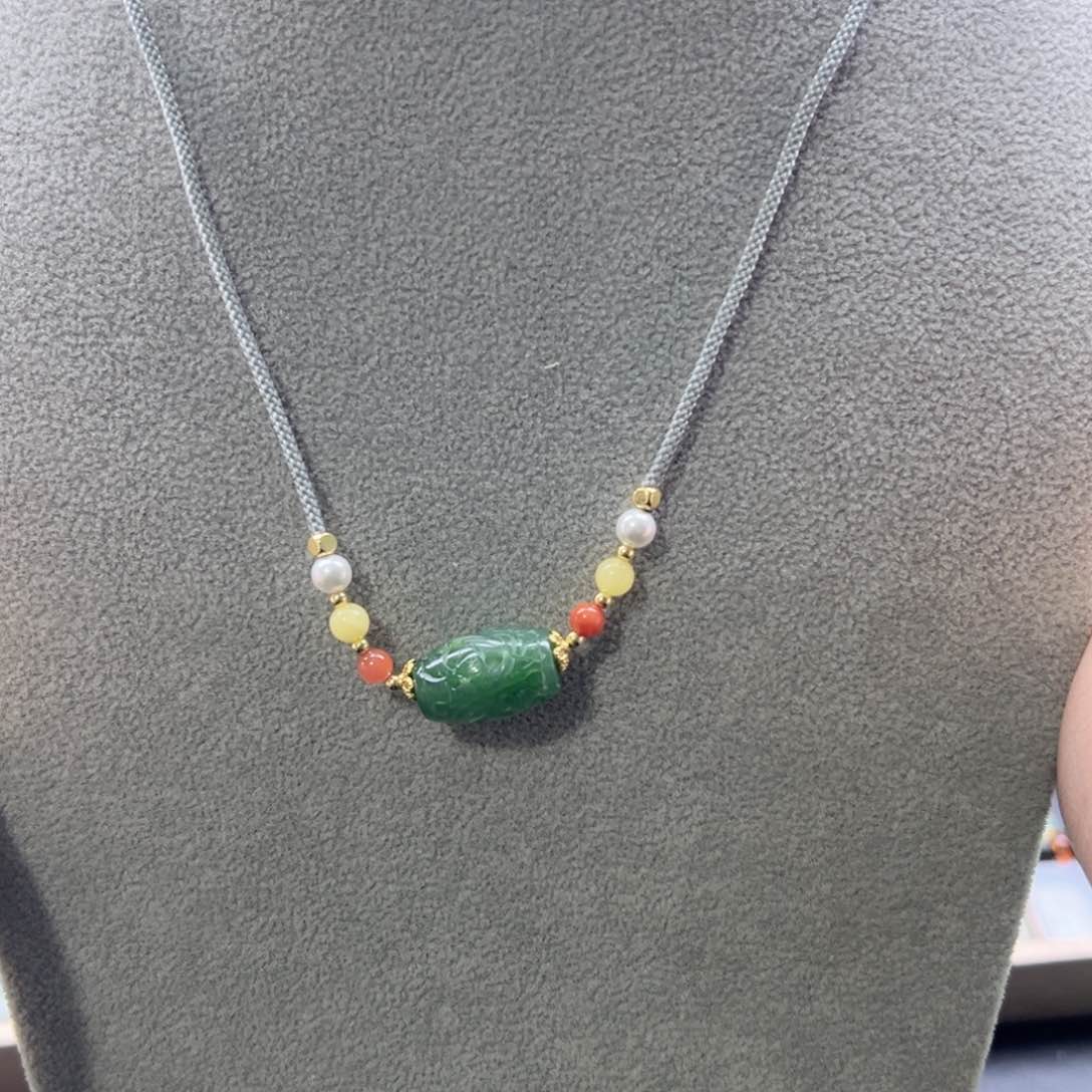 和田玉颈饰未镶嵌多样性拍一发一路路通