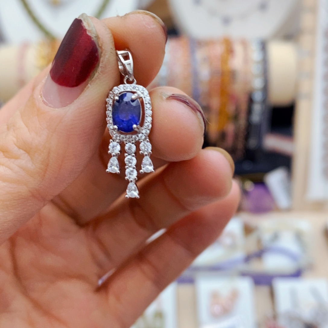 蓝宝石吊坠(不含链)银S925镶嵌