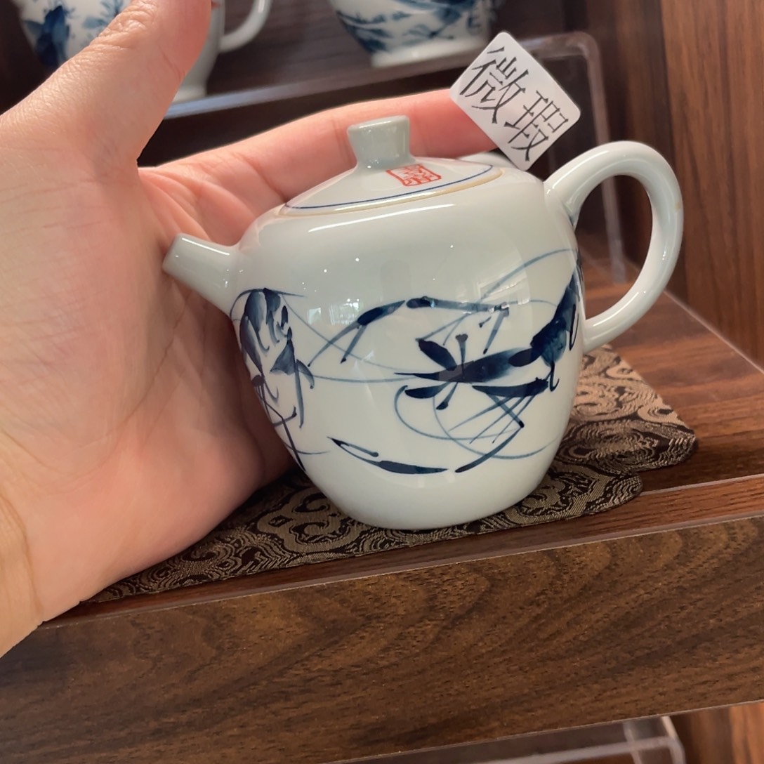 釉下手绘茶具微瑕