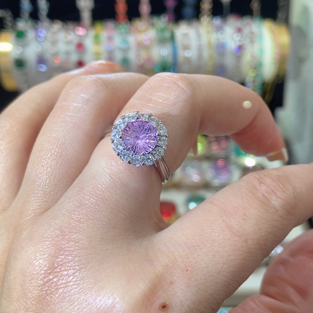 66锆石（处理）戒指