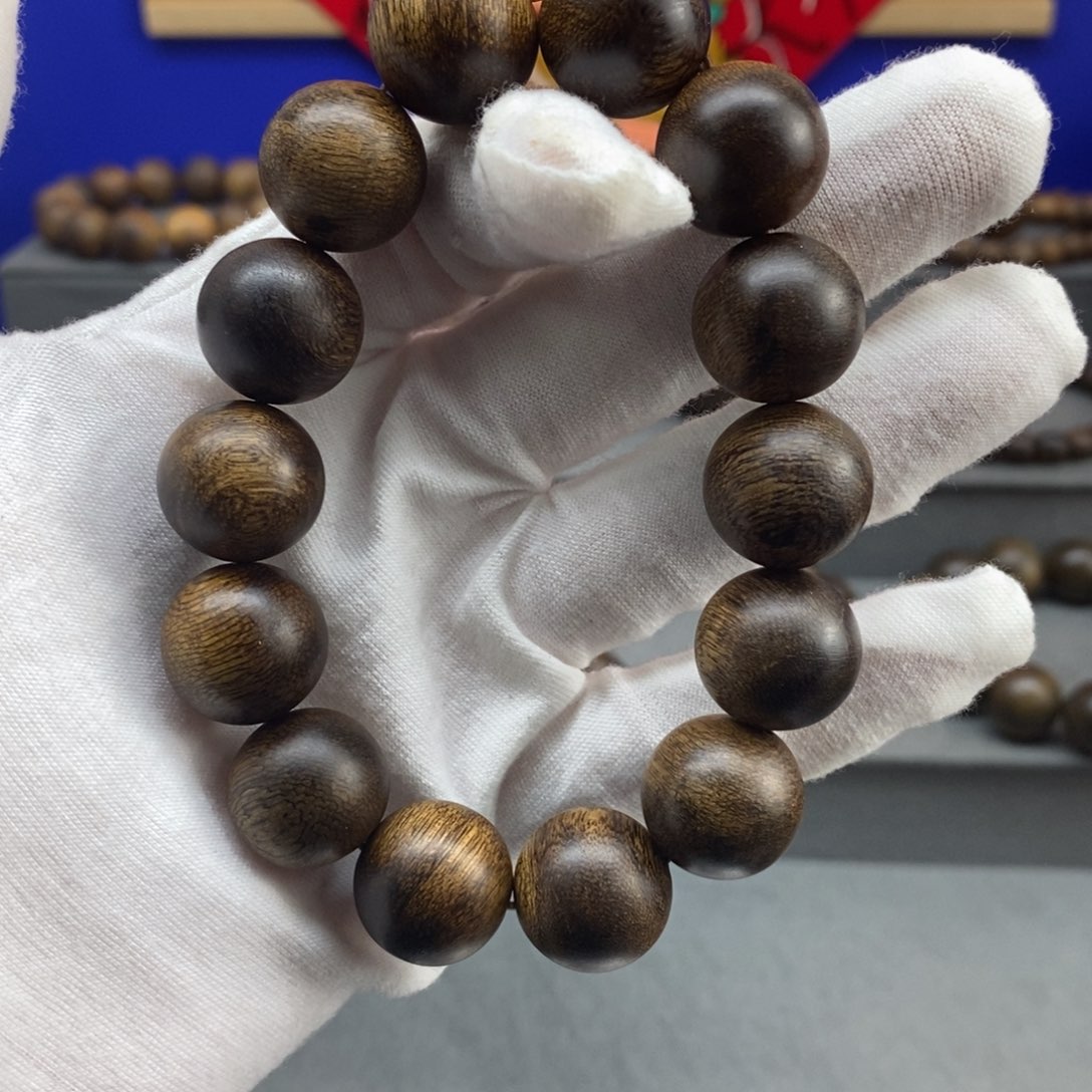 【闪购商品】沉香沉香碎屑G**哥芽庄1.6圆珠沉水白棋留疤