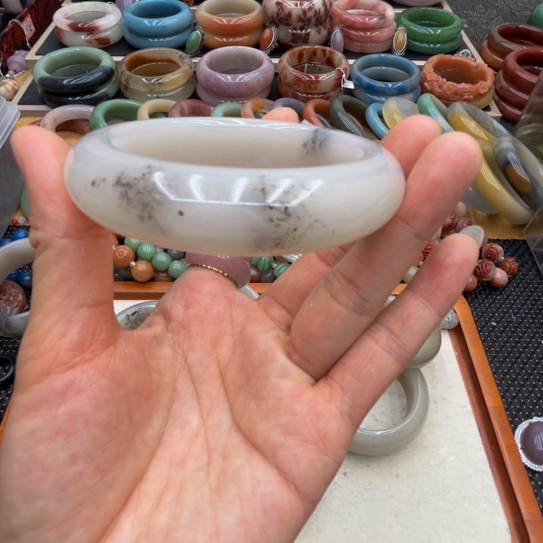 @***@石英岩玉未镶嵌56