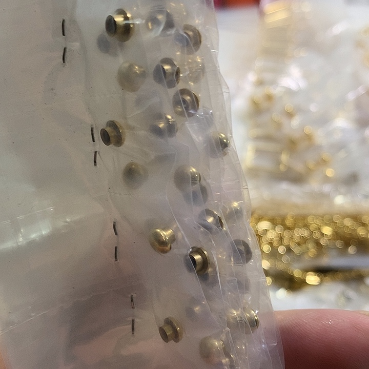 无纺布驴家曲面0.5无字上螺丝钉10个