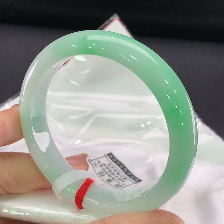 翡翠手镯未镶嵌正圈57-58