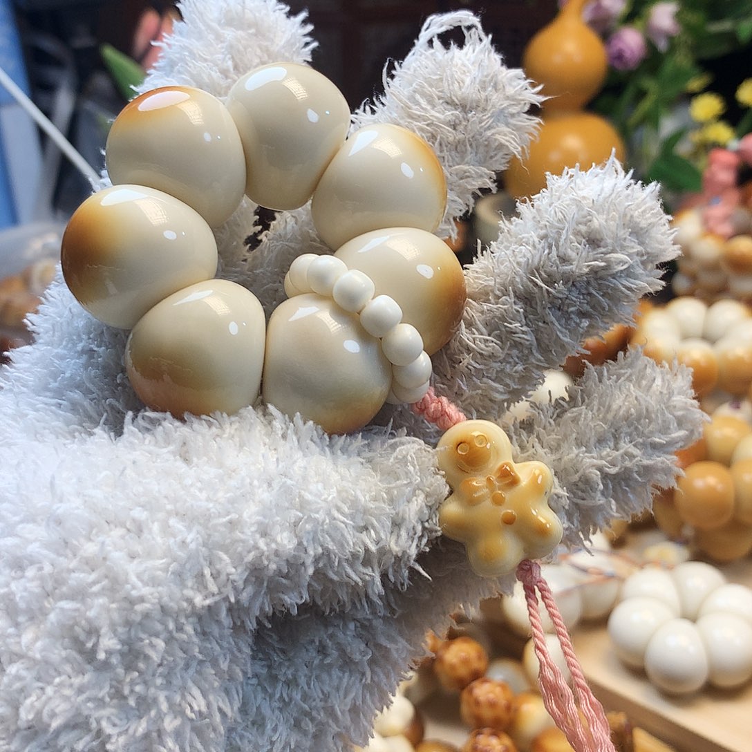 吊坠菩提根/象牙果象牙果花瓣定制