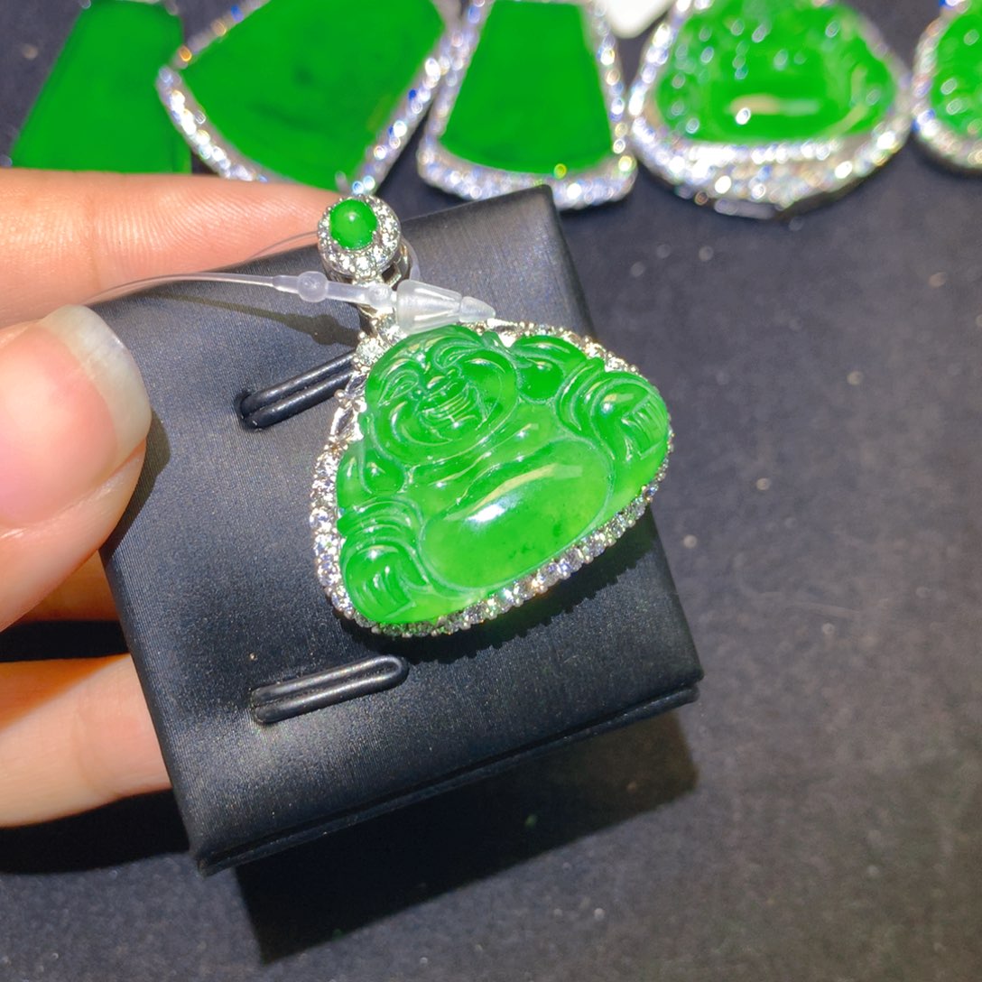 翡翠银S925镶嵌颈饰