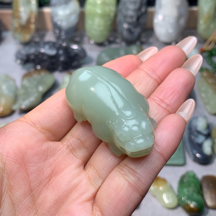 和田玉挂件未镶嵌