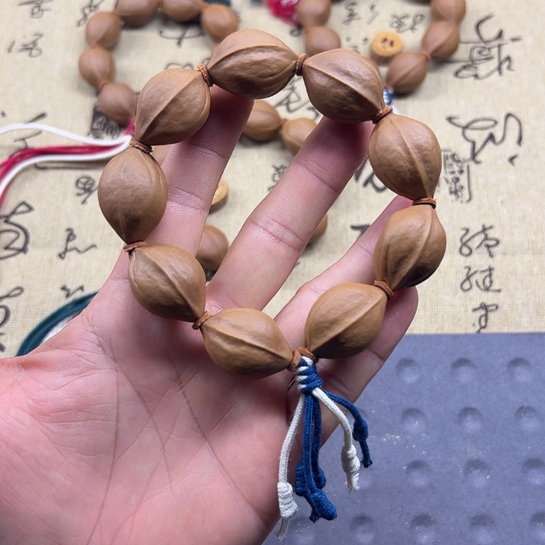 橄榄核手串/手链?**属橄榄核手串梅林铁核1928尺寸
